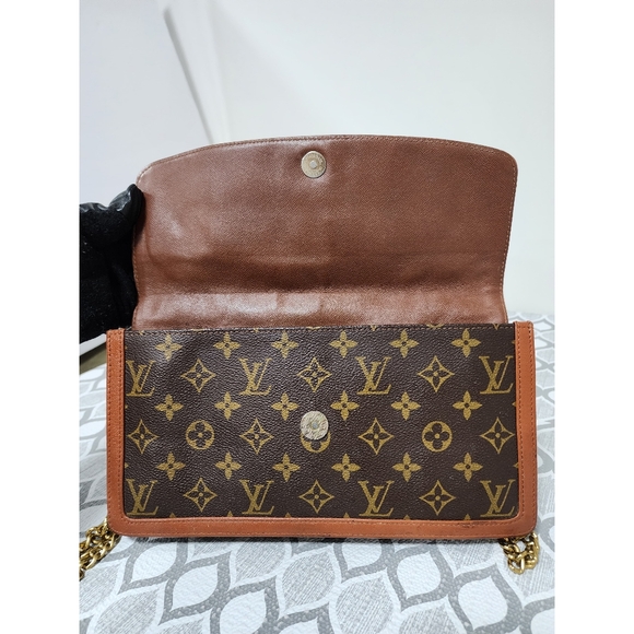LOUIS VUITTON Monogram Dame Clutch Bag Brown - Picture 10 of 13